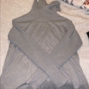 Venus Cowl Neck Button Back Lrge LightGray Sweater